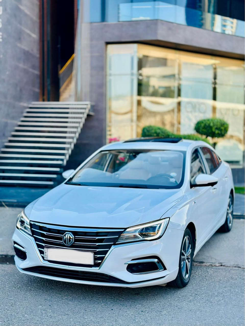 ئیمجی 5 فول مواصەفات 
مۆدێل 2023
ماوەی ڕۆشتن 54,000km
مواصەفاتەکانی( ٥ کامێرا ، تەحدید سورعە ، سەقف سلایت ، لایت لید و عەدەسە ، بەصمە و بەصمەی دەرگا ، کوشن جلد ، کوشن گەرم ، کوشن کارەبای ، برێک بەصمە ، ئۆتۆهۆڵد ، هتد....)
بێ بۆیاخ بێ کرانەوە. تەنها دۆسەی لای سایەق بستێک قوپاوە و کەمێک شوختی بچوکی هەیە 
*********** السليمانية, العراق
