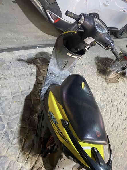 ماكس عدله للبيع دراجه شهر وكم يوم من نزلتها رمبه وبأسمي دراجه مكفوله من مكينه وكهربائيه والله يشهد صار قدر الكڤر الأمامي صار بس كسر وكڤر الستيرن هم شويه باقي دراجه كفاله ماعدا الكابريتر يحتاجله تنضيف وباتري فقط  عامه وحتاج واريد ابيعها الله يشهد جديده بس ممغسوله السعر 850 والشراي بخدمته للأستفسار (***********
