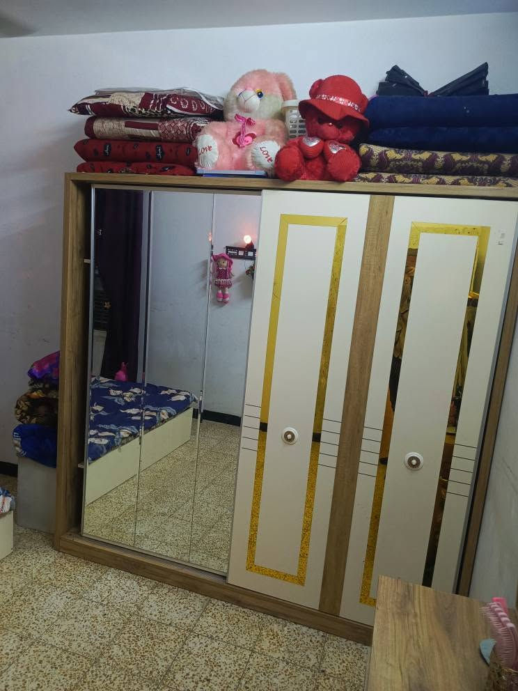 غرفه نوم تركي سلايت كل عيب مابيها ويه دوشك مالها السعر 250 وبيها مجال شراي خابر *********** كركوك, العراق
