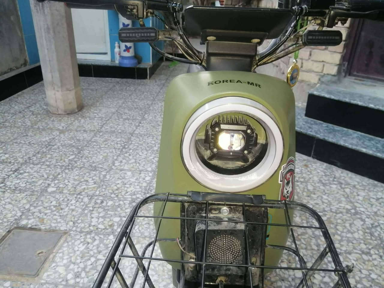 R9موضح بالصور للبيع
ديالى. بعقوبة ***********
