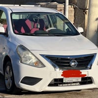نيسان صني  ٢٠٢٠ مرقمة بغداد-خليجي  مكينة نظيفة  بيها حالوب بسيط  ما بي...