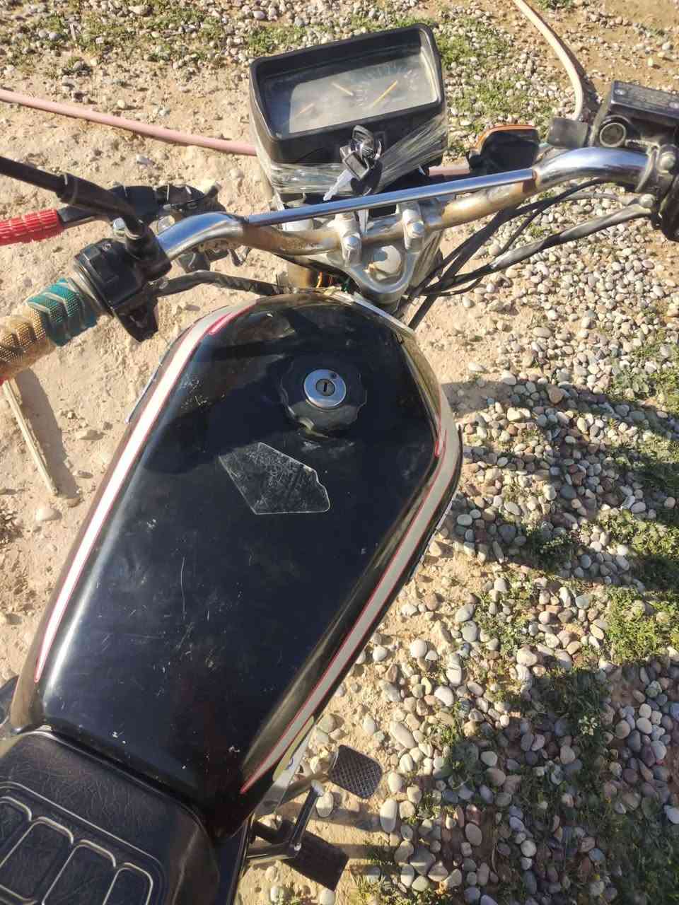 السلام عليكم موطور للبيع سافين موديل 21 بعدو وضع شركه السعر ول الاستفسار خاص او عل رقم الهاتف ***********
