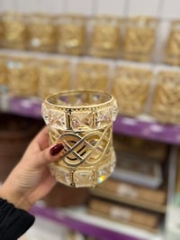 حامل فرش • مكياج • كرستال