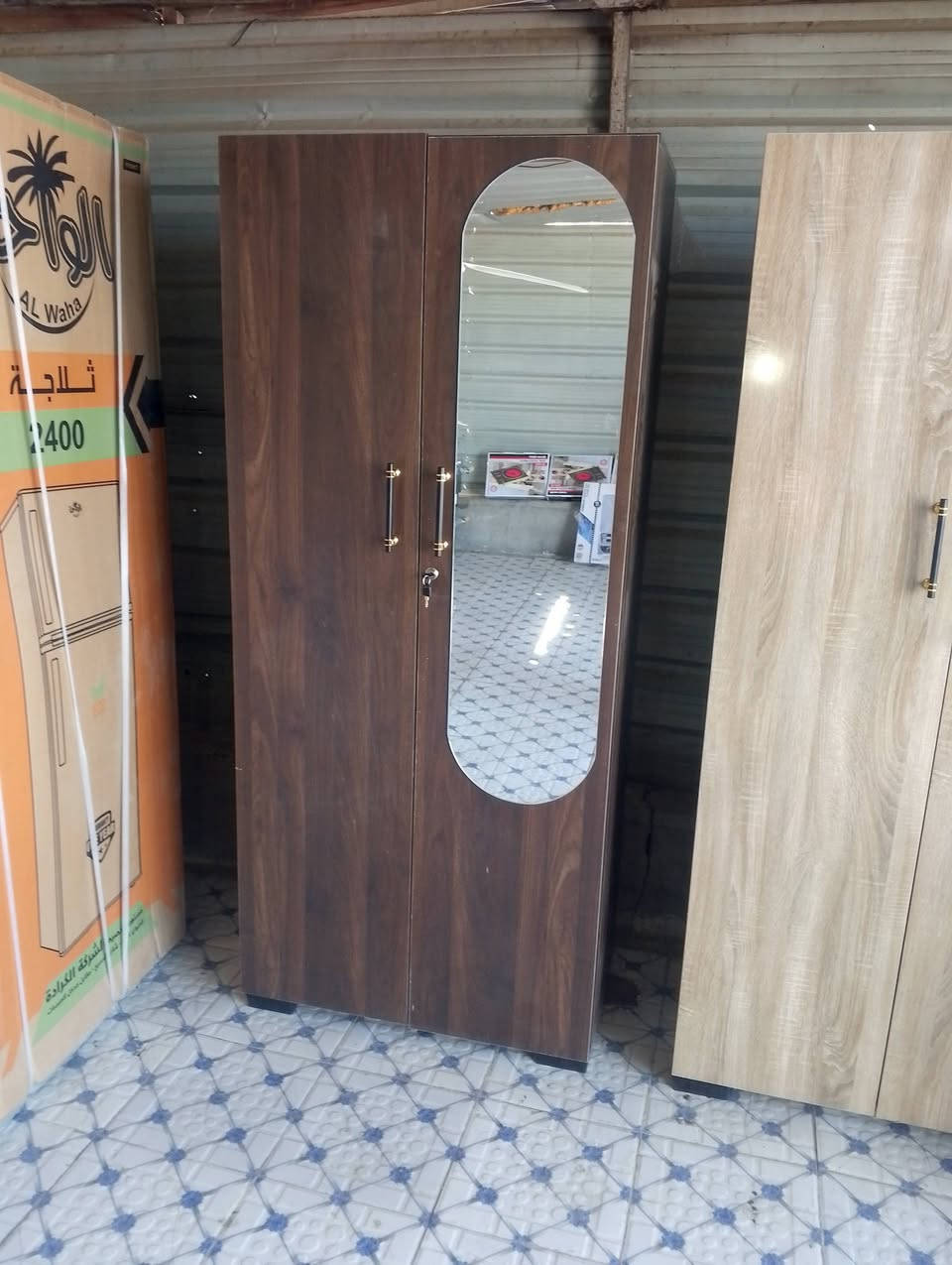 كناتير جدد ما مستخدمات مجمع حطين مقابيل المنتزه‏‪***********‬‏
