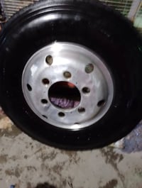 زوج وياله كروم  بلادي مو تجاري   نضافه 99بل ميه   يحتاج فقط بوليش لمعه...