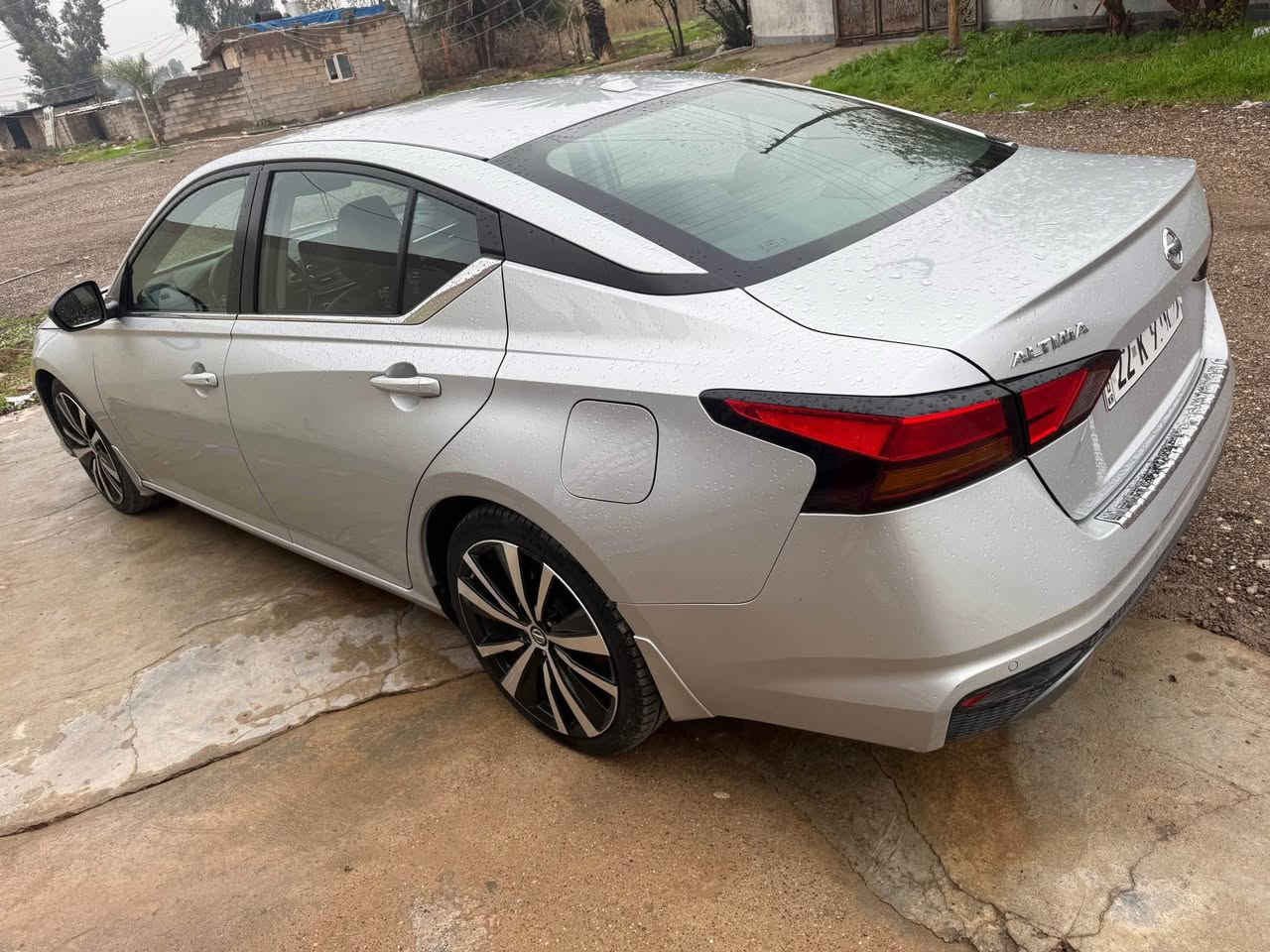 السلام عليكم 
للبيع و مراوس نيسان التيما ٢٠٢٢ بونيد صبغ وجامرلغ بارد
ضرر صطحي موضح بلسونار بدون دواخل فقط ايرباك ستيرن طاك
سيارة ماشي ٣٣ميل لوك 
سنويه ورقم جديد أربيل لحد ٢٠٢٩
بي بطاقة بنزين 
كير محرك شرط سعر ١٥٣
*********** كركوك, العراق
