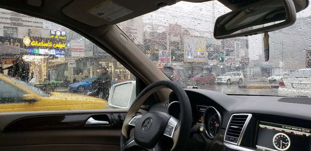 سلام عليكم
مارسدس ML350 موديل 2013 فورماتيك وارد كندي حادث نسبة غرق يعني بدون ضربة بس بيها ضربات
 خفيفة بالعراق ماشية 98000 كم  وليس ميل قابل للزيادة السيارة گير محرك مكفولة سويچ وبصمة تشغيل اربع أبواب بصمة صندوق كهرباء وبيها مواصفات هواية الضربات موضحة بالصور ولمعلومات أكثر اتصال *********** 
السعر 15000 $ يعني شده ونص غير متواجد على الفيس.
