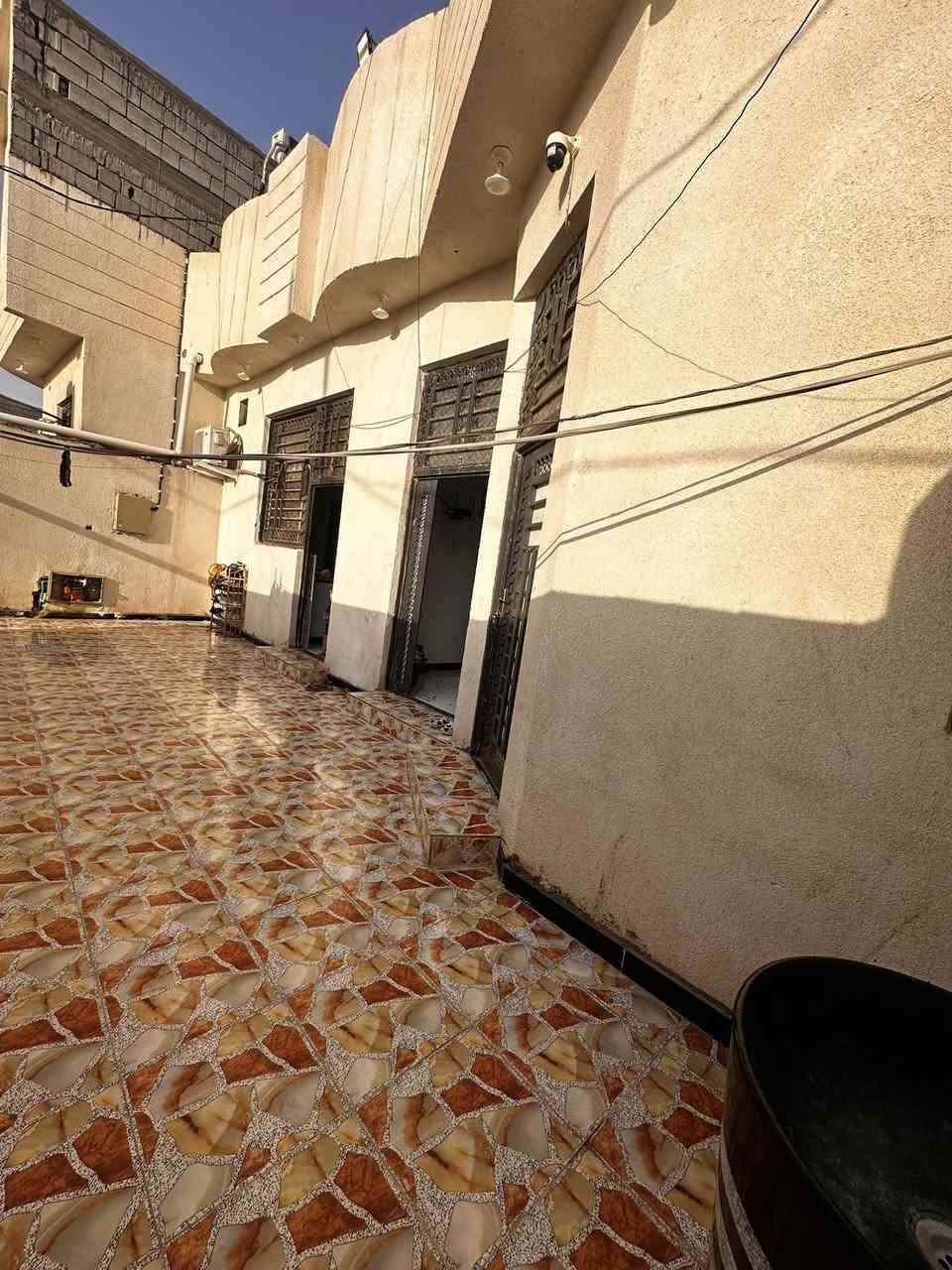سلام عليكم
دار سكن البيع ابو الخصيب العوجه شارع المقيمين 
مكون 4اربع غرف وصالة جبيره واسعه ومطبخ وكراج واسع وحمامات داخلي وخارجي 
بناء 🔨 حديث 
طابو زراعي عراقي اصل 
وموفر كل الخدمات 
المساحه 220
السعر 78وبي مجال
استفسار اتصل 
***********
