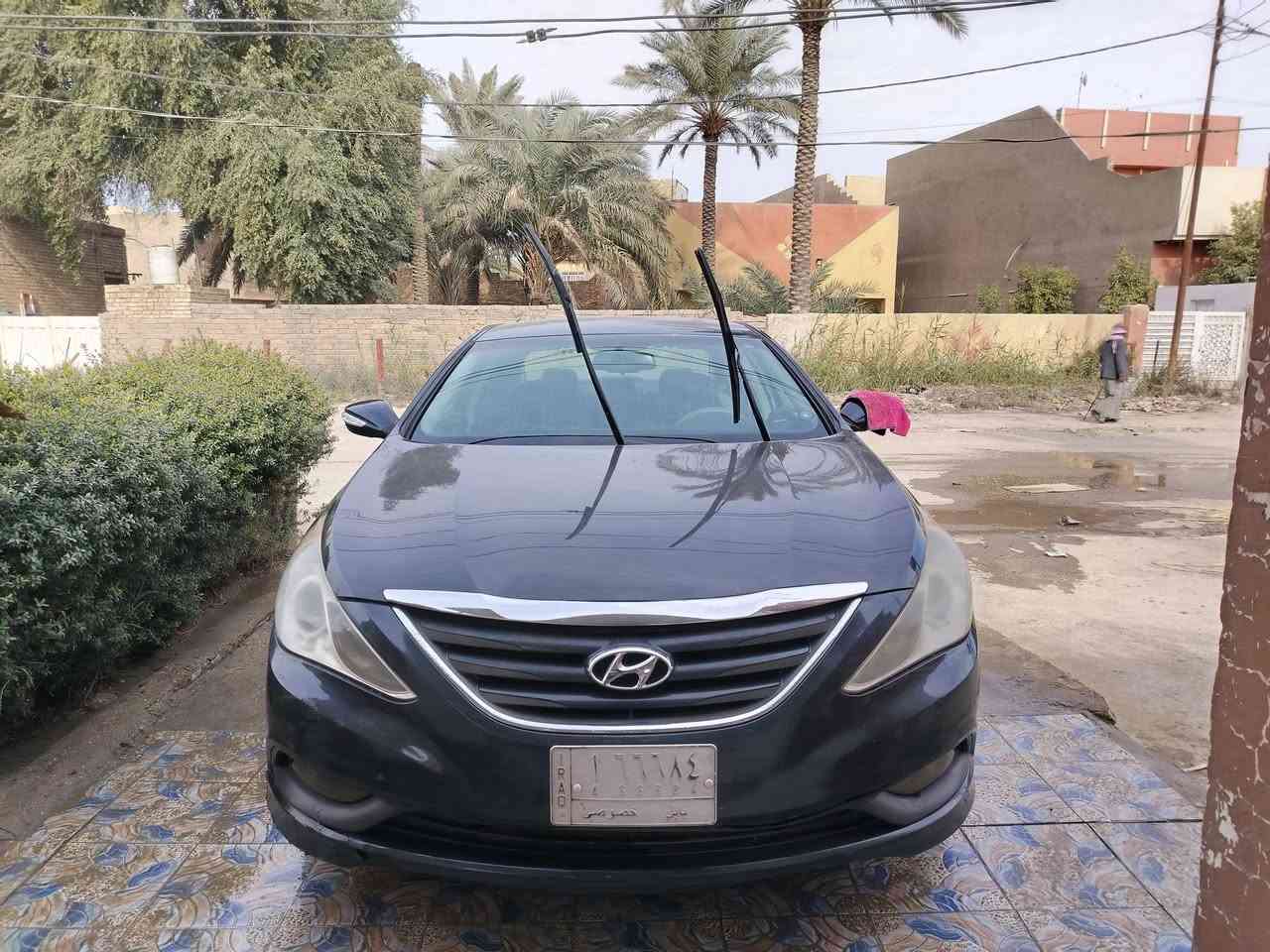 سلام عليكم سوناتا للبيع موديل ٢٠١٤ رقم بابل حادثها جاملغ خلفي وقبق جنطه وبيها نص باب كلير الباقي كفاله بجم كبس مكينه وكير تبريد تدفئه مكفوله سعر ١٠٦ وبيها مجال مكان بابل رقم الهاتف ***********
