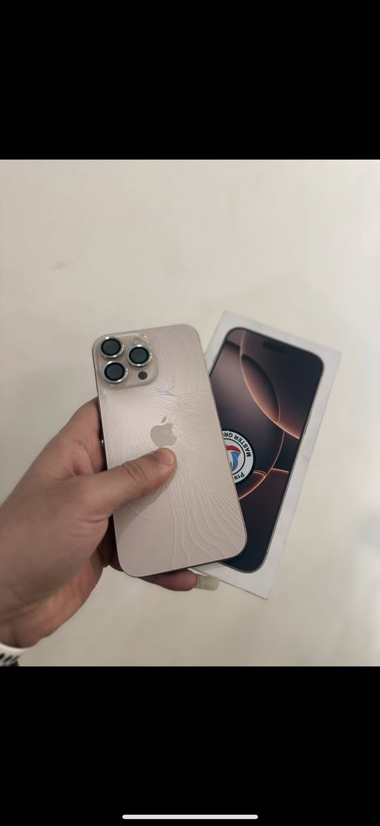 ايفون 16 برو ماكس 256 بطاريه 100 مشحون 89 مره  مفلش فقط ظهر اي خلل مابي السعر 1250
ايفون 16 برو الصغير 256 بطاريه 100 السعر 1250 مكان حريه ساحه عدن ***********للببع او مراوس

