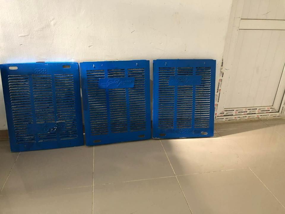 موبەڕیدە سوپەر الکتریک ئێرانی ئەسڵی ماتۆڕی عەسڵی بیلادی لەسەر ماوە واتەر پەمپی غەطاسی لەسەرە بێکێشە و مەزبوت نرخیشی ١٣٠ هەزار و معامەلەیەکی کەم بۆ پەیوەندی 
***********
