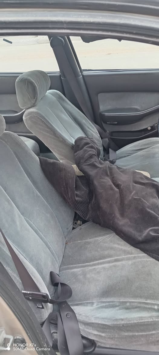 السلام عليكم كامري موديل ٩٢ سياره جاهزه محرك كير صدر مكفول سياره ليبل واحد مصبوغه عام تبريد يشتغل
*********** سعره ٤٨
