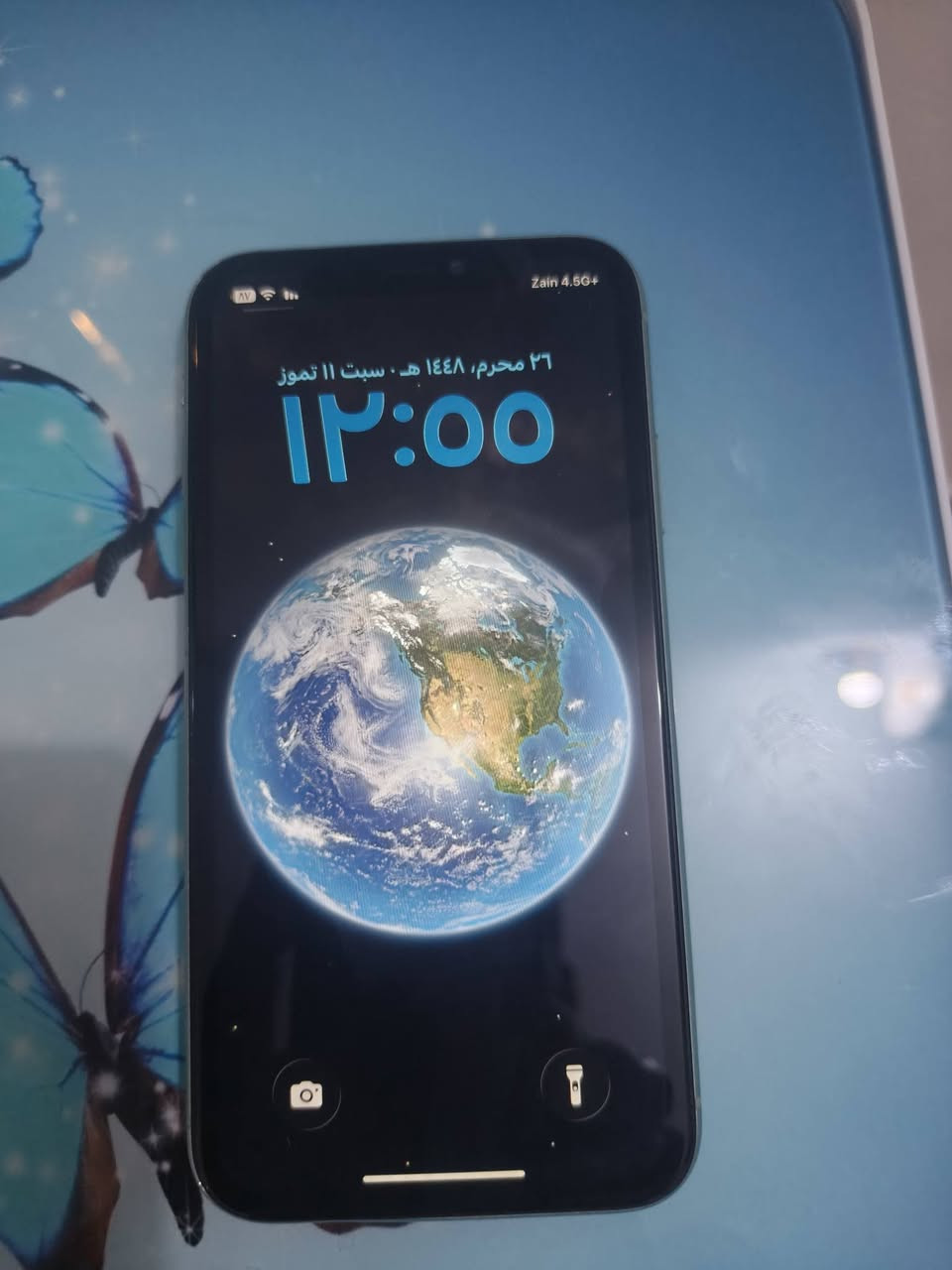 ايفون 11 عادي ذاكره 128 دبل شريحه بطاريه 100 مبدله وشاشه اصليه مبدله بصمة وجه شغاله *********** مكاني كربلاء  حي العامل
