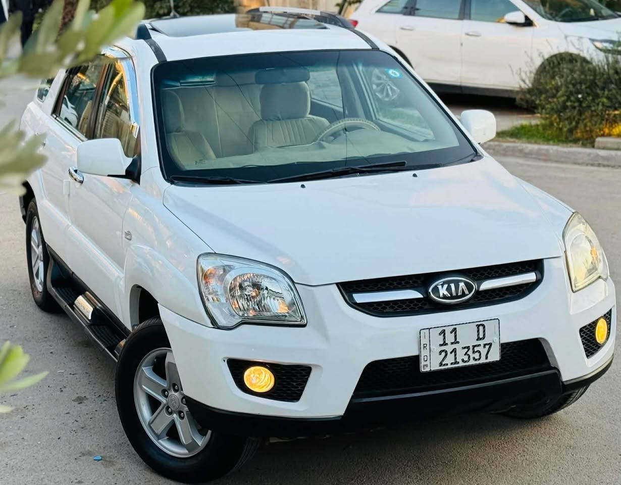 السلام عليكم عندي سبورتج خليجي ٢٠٠٩ رقم بغداد الدولي 
جديد سنويه وأرقام وهزه كله جديد بسمي تحويل ثاني يوم
سياره نضيفه وجاهزه مابيها نقص بيها صبخ بل جاملغ الأمامي والخلفي اثر طخات بدون اي دواخل فقط باقي مكفول 
محرك ٢٠٠٠ دوش المرغوب 
فووول مواصفات 
فتحه سلايت 
ويل كب 
اي بي اس 
دبل كزوز 
داخل بيجي 
صاجات 
حساس خلفي 
محرك ٢٠٠٠ دوش 
سياره نضيفه وجاهزه 
مكان السياره بغداد 
عارضها ب ١٠٤ وبيها مجال للشراي 
وهذا رقمي 
***********
