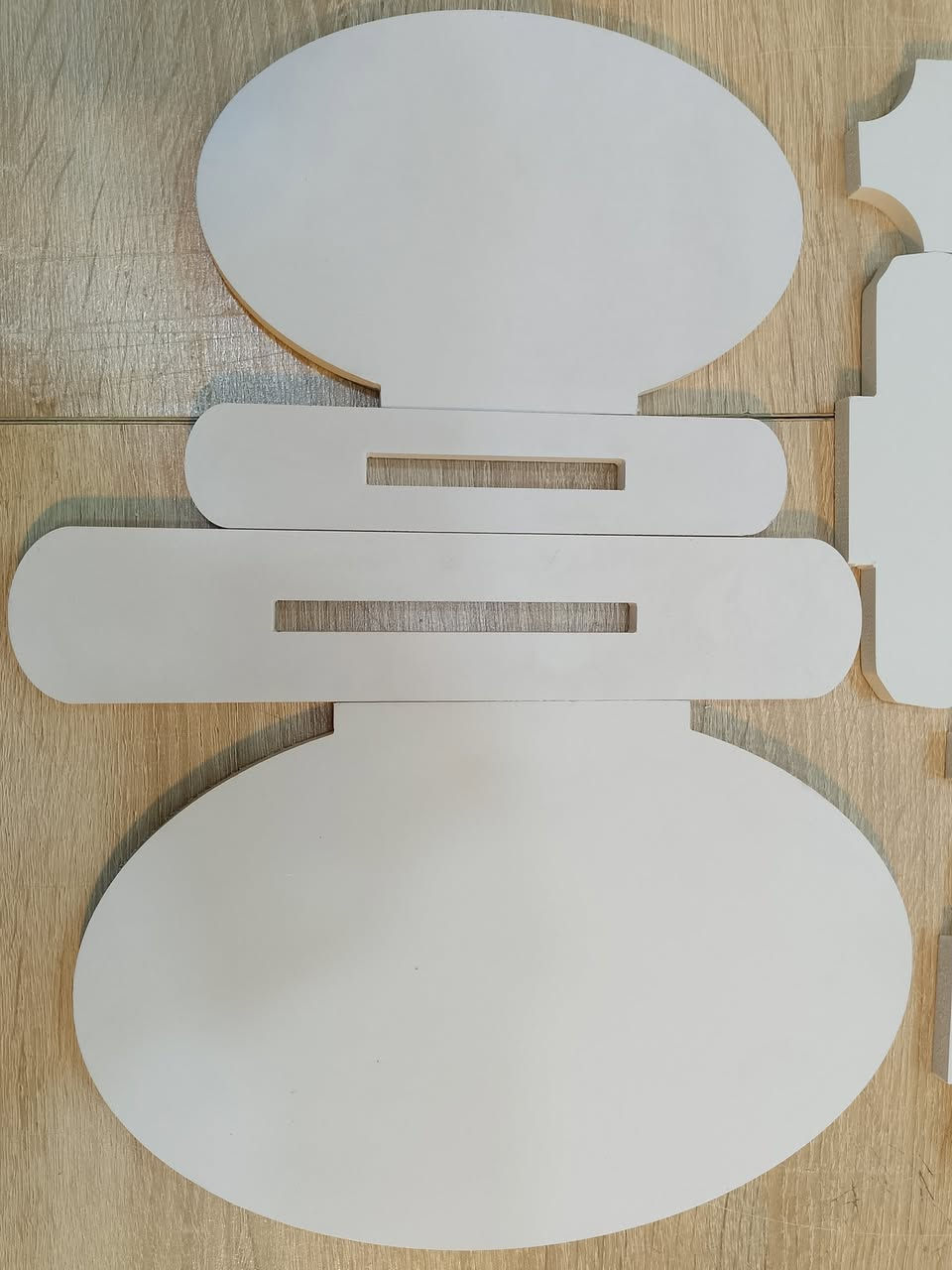 دروع فوم خام جملة 
قياسات متعددة
أسعار مناسبة جدا جدا 
اقل كمية للطلب 50 
كل قياس واله سعره 
20 سانتم. 25 سانتم 
قطع حسب الطلب 

***********
