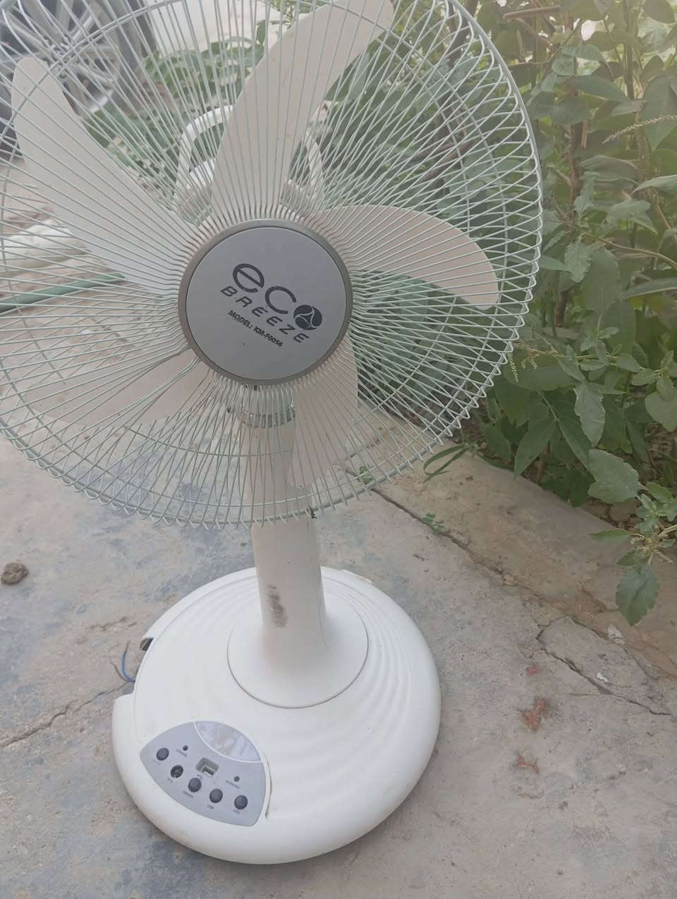 اسلام عليكم
عندي ذني للبيع 
مروحه عاطله ما اعرف عطله ابيعه على عطله 
وثلاجه شغاله وكشره نضيف ناقصه بس غاز 
وقنينه كلشي ما بيه 
قيم واخذ ب يرضي الله 
ومو شراي لا يراسل ويعامل هم لا يراسل رجائن


**إذا كنت صاحب هذا الإعلان وتريد حذفه لأي سبب، رجاءا أرسل رسالة إلى الدعم الفني**