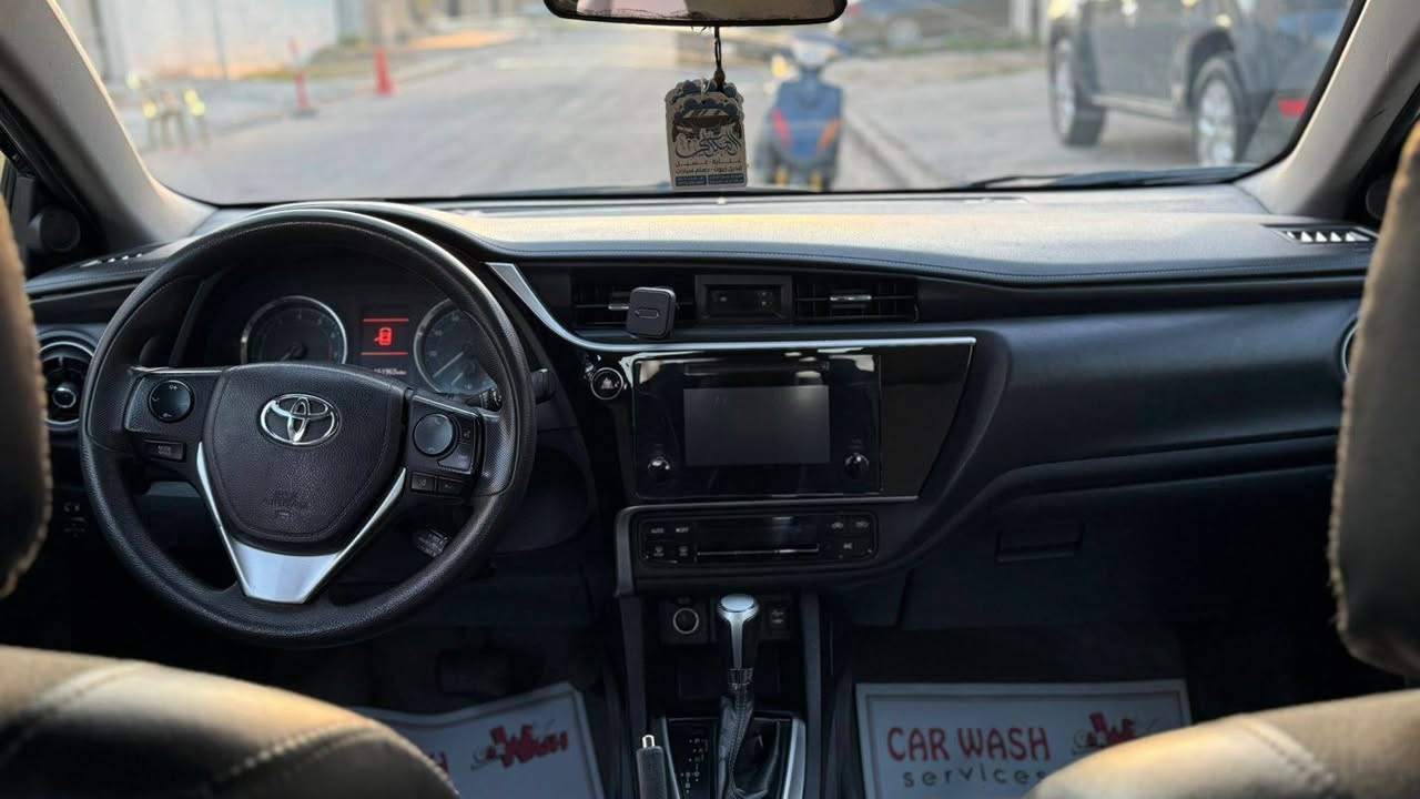 السلام عليكم شباب سياره كورلا 2018 وراد امريكي بيه صبغ 3قطعه وشويه  وبدايت القماره   سياره كلش حلوووه وجاهزه السعر 100وبيه مجال مكاني بغداد حي الجهاد ***********
