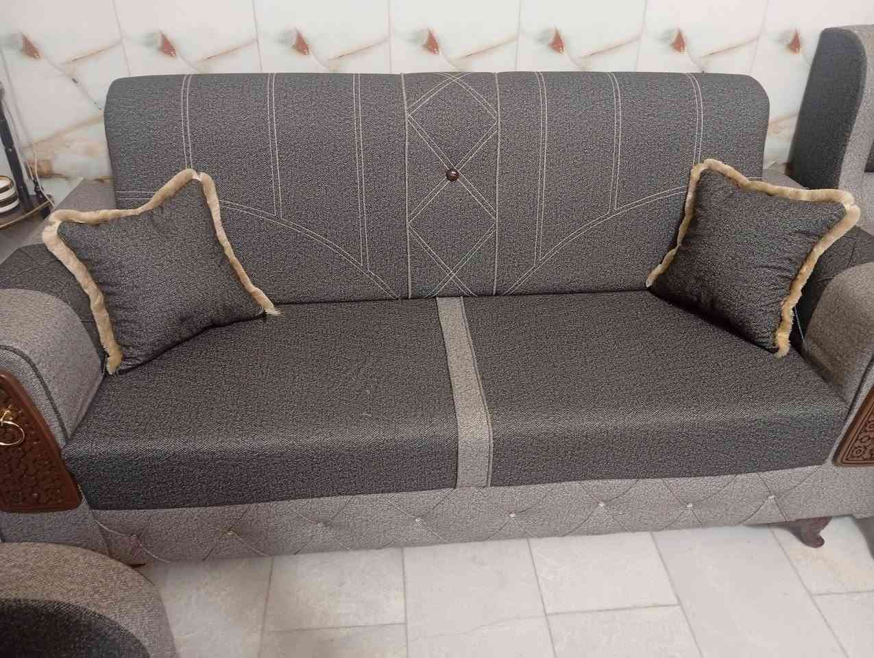 تخم عراقي للبيع
تخم ستخدام قليل نضافه 100/100 
                    سعر 400 
             المكان/ بغداد 
رقم الهاتف / ***********
