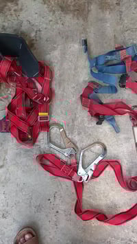 حزام أمان • كمية محدودة • عرض اسبوع