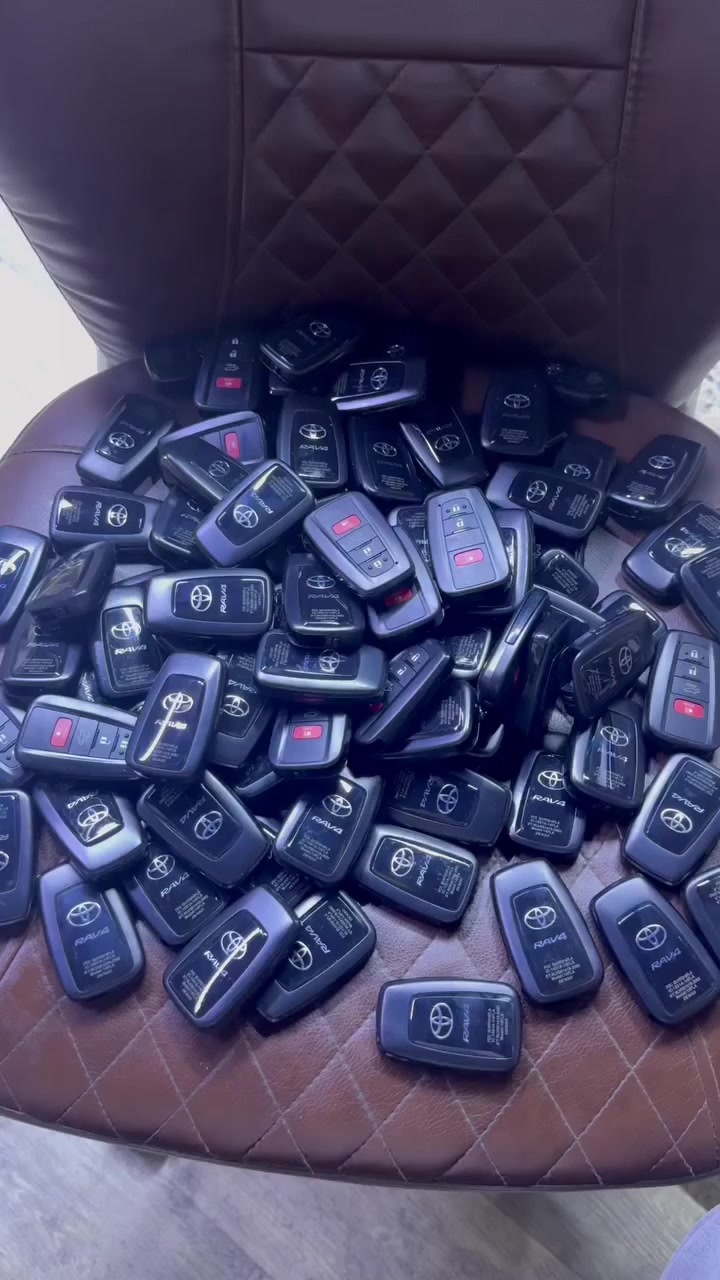 السلام عليكم،،،
عرض  البصمه الاصلية مستمر للراف فور
Rave4

بصمه اصلية وكالة مستخدم مفتوح باامريكا

ب125 الف فقط شامل البرمجة والمفتاح

مفاتيح علي سمر / ضمان الجودة والعمل
***********
بغداد/ المنصور شارع ابو جعفر المنصور مجاور صيدلية انكيدو 
من 10 ص
الى 8 م
