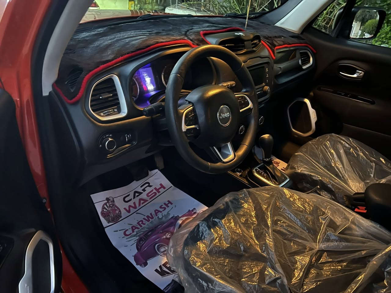 جيب  رينكيد موديل 2019 وارد امريكي رقم بغداد انكليزي سيارة حادث جاملغ امامي ايمن فقط يعني قطعه وحده صبغ بدون دواخل  سيارة ماشيه 77 كيلو متر جاهزة على اخر حبايه من حداديه تخم تاير تدفئه تبريد سيارة احلى من الصور مكان السيارة واسط الكوت مركز المدينه السعر 128 وبيهة مجال ***********
