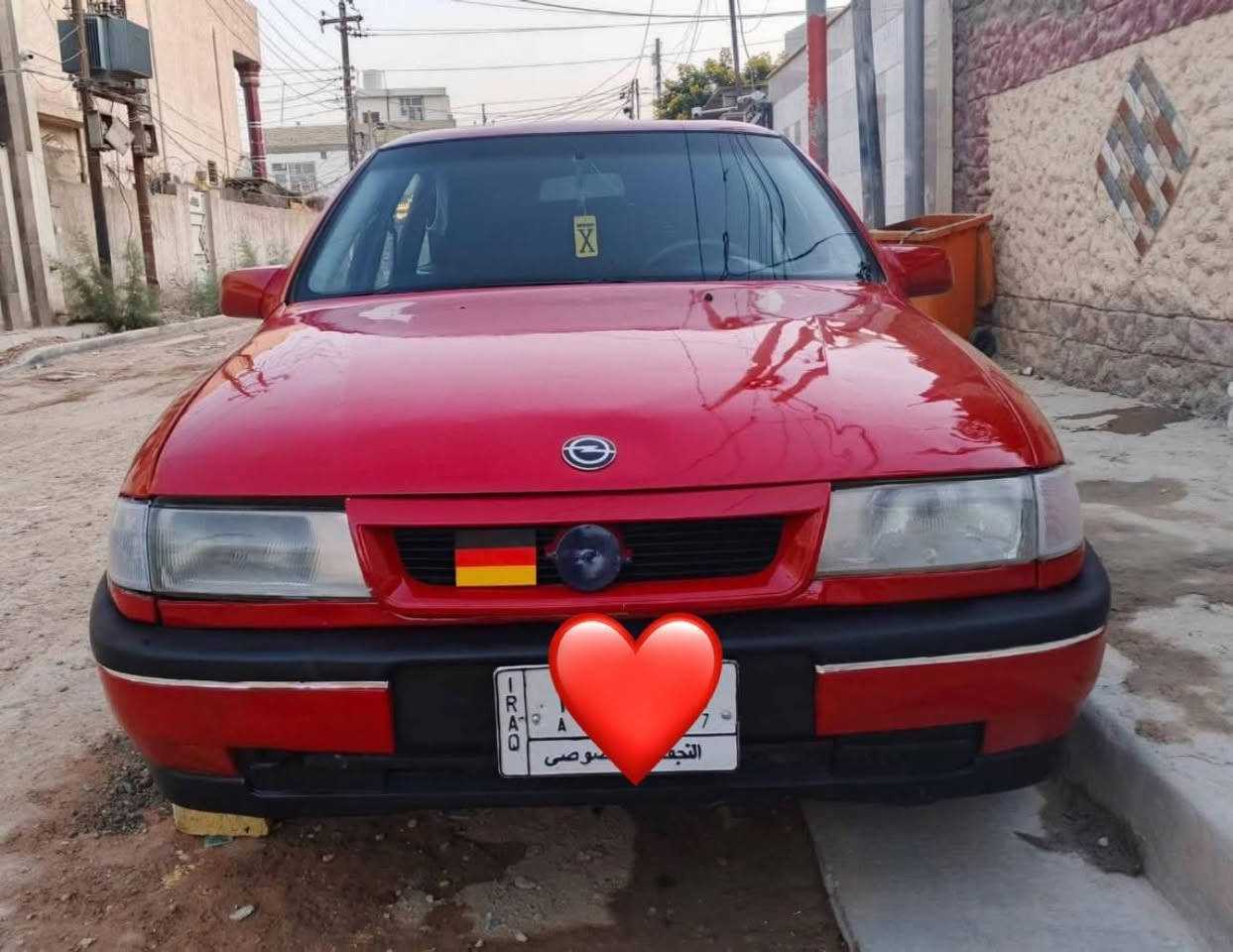 #الى عشاق السيارة الاقتصادية وغراضها مناسبة وياه اليجي يصلحها سيارة متعوب عليها ماتعبك ويومية طافي بالشارع #متاح 
اوبل فكترى 92 شبابية بنات ولد سيارة حلوه وگاعده 
محرك حجم 2000 
محرك گير خير من الله 
سيارة مصبوغة عام للجمالية دون ضرر او گلبه او حادث 
تايرات تمشيك سنه 
حدادية امامي خلفي تمام 
دبلات امامية شد البارحة جديد 
داخل السيارة كلش حلو ونظيف 
شاشة كبيرة فول HD بيها كافة الحساسات 
مميزاتها تدعم وتكنك على جميع الهواتف تشغل كافة المواقع تنربط الها كاميرى بيها ميزة تحديد موقع GBS تلقائي عند تفعيل هذه الميزة 
مضخم صوت داخلي الصوت يرج رج واربع سماعات جديدة 
هورن شغال  
دوشمة ارضية جلد  
جام يصعد ينزل كله شغال مكاين جديدة بهوى ايدك 
بور بريك كامل البارحة شديته اصلي البريك لمس   
باتري جديد 
هورن شغال 
مسرة جنطة جديدة بس الدكمة ماشديتها شغاله حتى القفل 
جام كله داير حبل امامي خلفي جام البوب شرط شخط مابيهن
ترايك للبصرة
سيارة رقم نجف الماني تريد مداور تحويل بسمك تريد وكالة
سنوية نافذة من 2020 صاحبها بالنجف ابن حمولة ومتواصلين وياه 
السيارة دكها حاسبة ماعليها غرامات درهم وهاي الصورة يمك 
بيع السعر 32$ورقة بيها مجال بسيط مراوس حسب القناعة مكاني صلاح الدين قضاء الدور للاستفسار الاتصال 
***********
