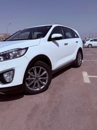 سياره سورنتو موديل ١٨ المواصفات بصمه حساس خلفي امامي جنطه كهرباء كشنات...