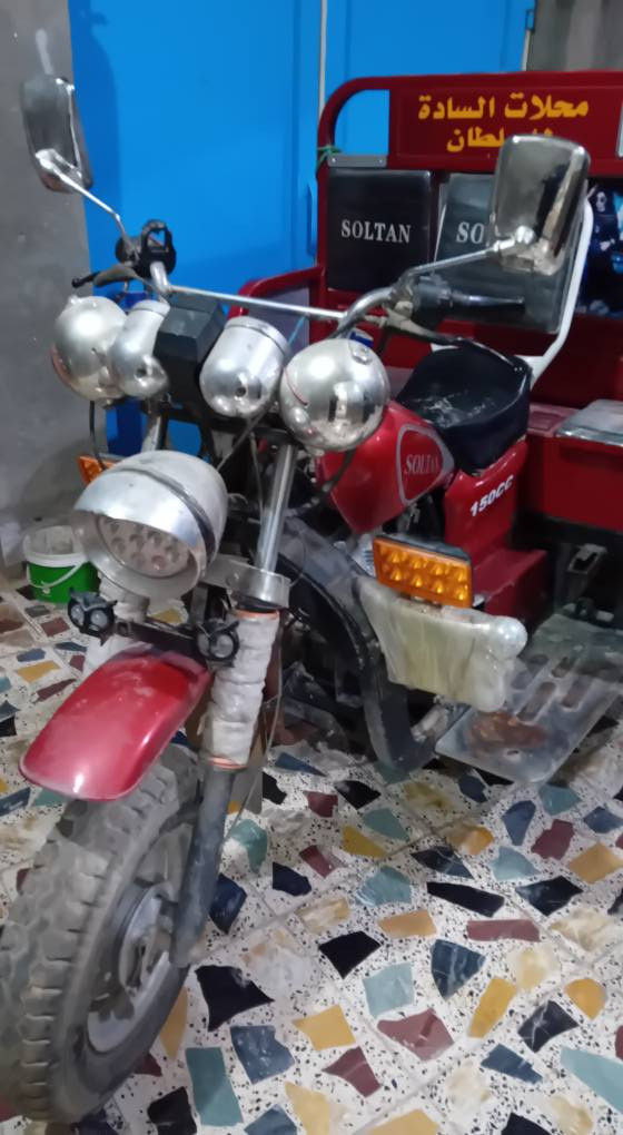 ستوته البيع الموديل ١٢ رقم نكليزي سنويه مكفوله كفاله عامه السعر  ٣٥٠٠ وبيه مجال قليل


**إذا كنت صاحب هذا الإعلان وتريد حذفه لأي سبب، رجاءا أرسل رسالة إلى الدعم الفني**