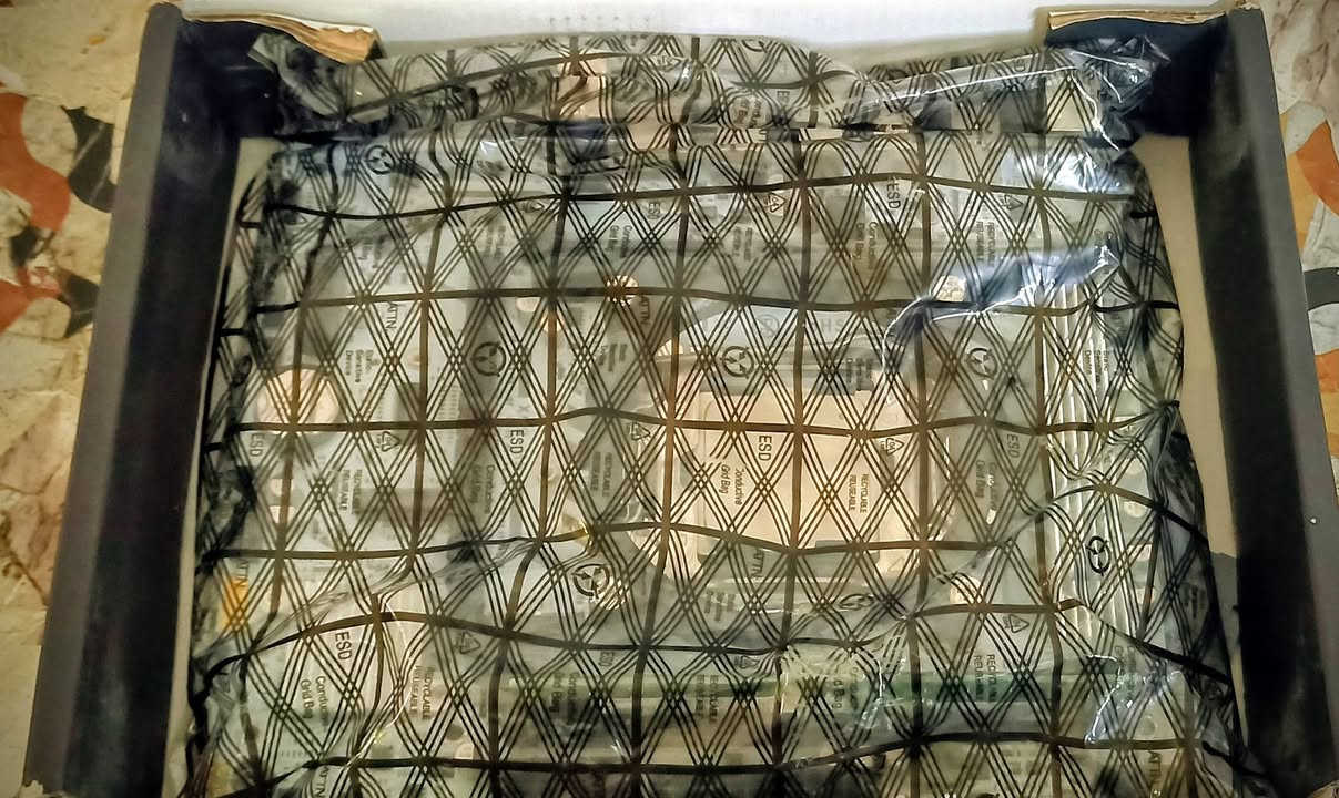 كومبو - بورد + معالج + رام 
 تفاصيل بالصور 
السعر 110 الف


**إذا كنت صاحب هذا الإعلان وتريد حذفه لأي سبب، رجاءا أرسل رسالة إلى الدعم الفني**