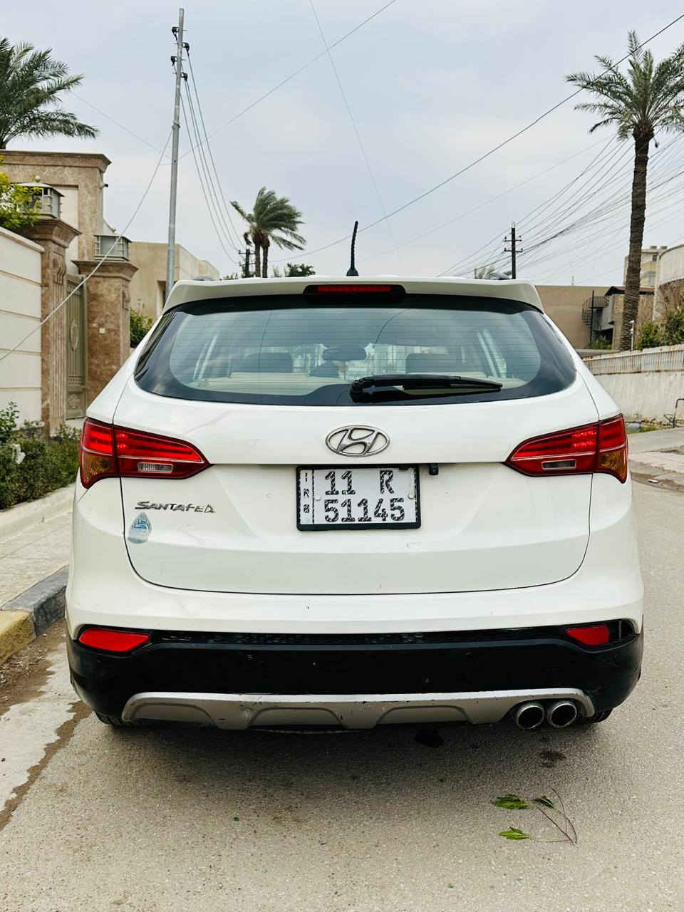 السلام عليكم  رجأن مكلف بنشر والخاص مغلق سنتافي خليجي موديل 2013 حجم المحرك 6سلندر مواصفات السيارة سبعة راكب تبريد 3 قطع سيارة فور ويل اشاير بل مري تحكم ستيرن جهتين حساسات شاشة كامره السعر 118 وبيهة مجال بصيط مكان السيارة بغداد البلديات ***********
