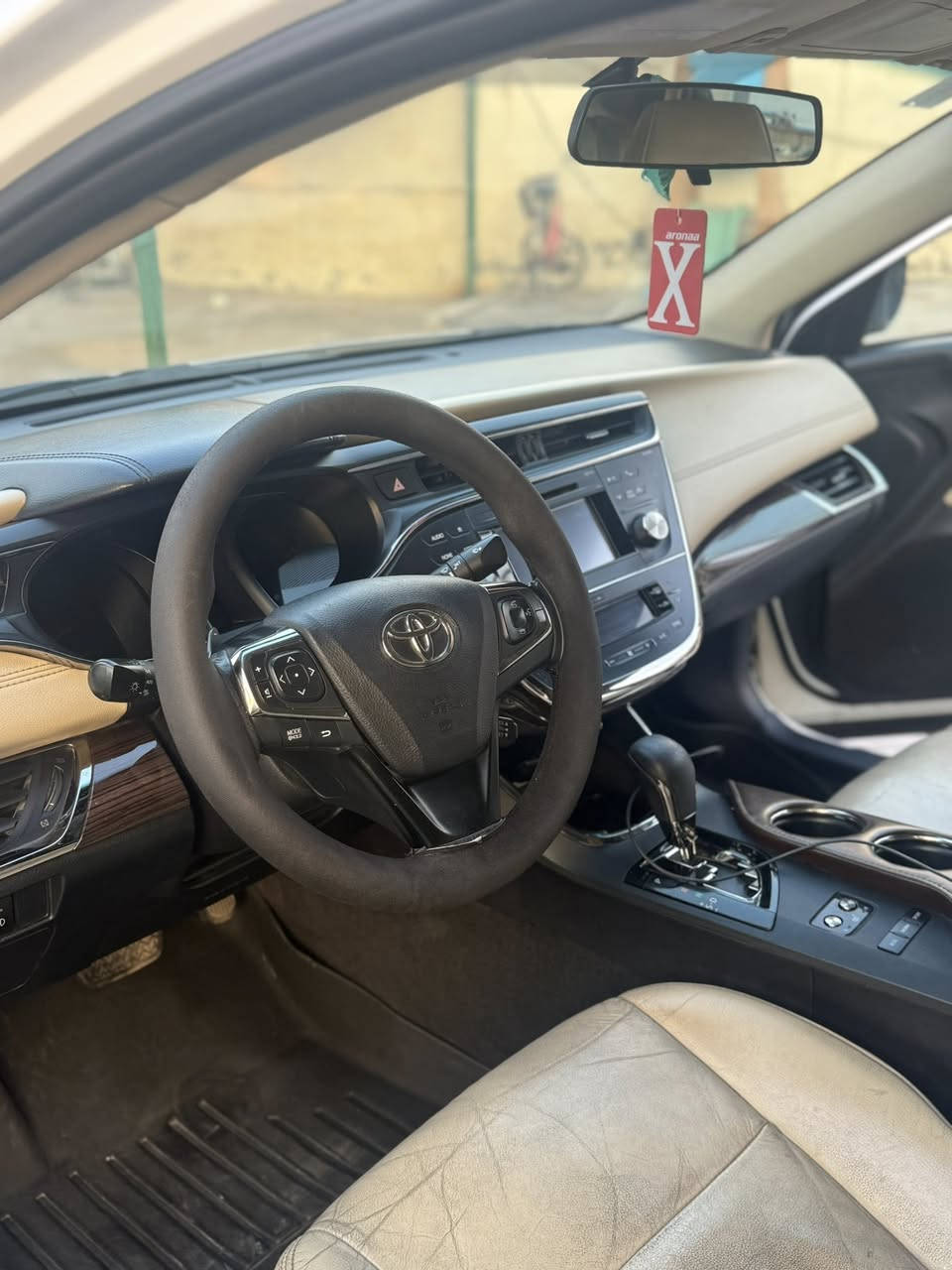 افلون 2015
تويوتا افلون

موديل 2015

ماشيه 160 الف 

ضررها مثل مموضح بالصوره

 بالاضافه صبغ صفحه السايق اثر تخريب

حالتها جدا ممتازه من ناحيه حداديه الصدر  

العنوان بغداد

السياره XLE 

والسعر 160 ورقه 

تحويل مباشر ورقم بغداد 

رقم الهاتف ***********
