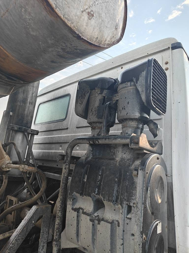 قمارة وربع للبيع موديل 2008 أو مراوس بتك قمارة اهم شي لون ازرق حتلو مال كورية ***********
