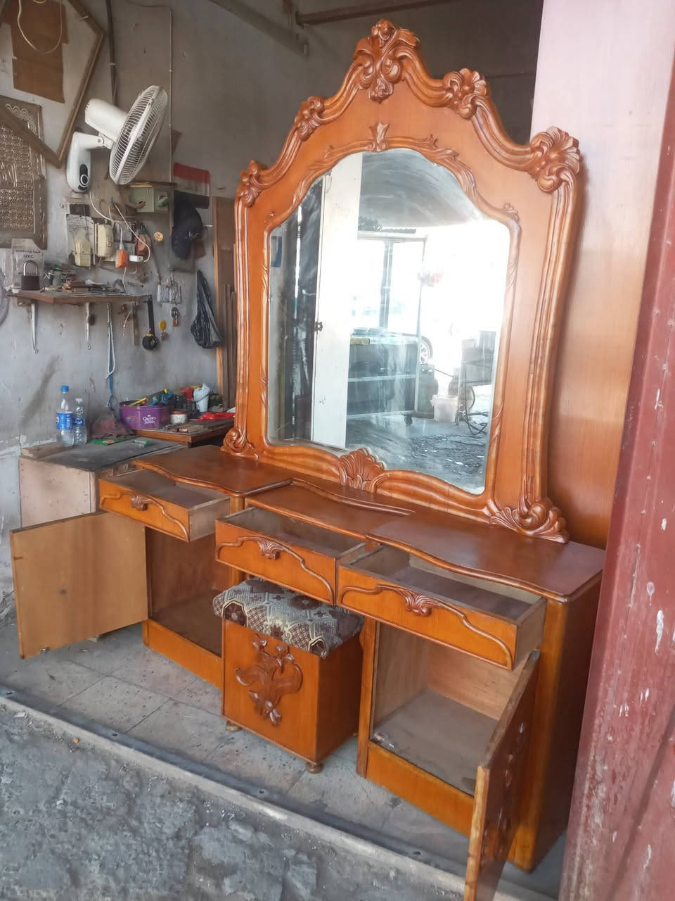 ميزتواليت صاج تزكام مستعمل النقش خشب صاج بورمي عرض متر و75 سم ارتفاع 80 سم عمق 40 سم السعر 140 وبي مجال العنوان بغداد حي الإعلام الشباب نهاية شارع سوق اميمه  صيدلية نور الشباب قرب النادي التجاري  موبايل
***********
***********

يوجد توصيل غير مجاني داخل بغداد فقط
