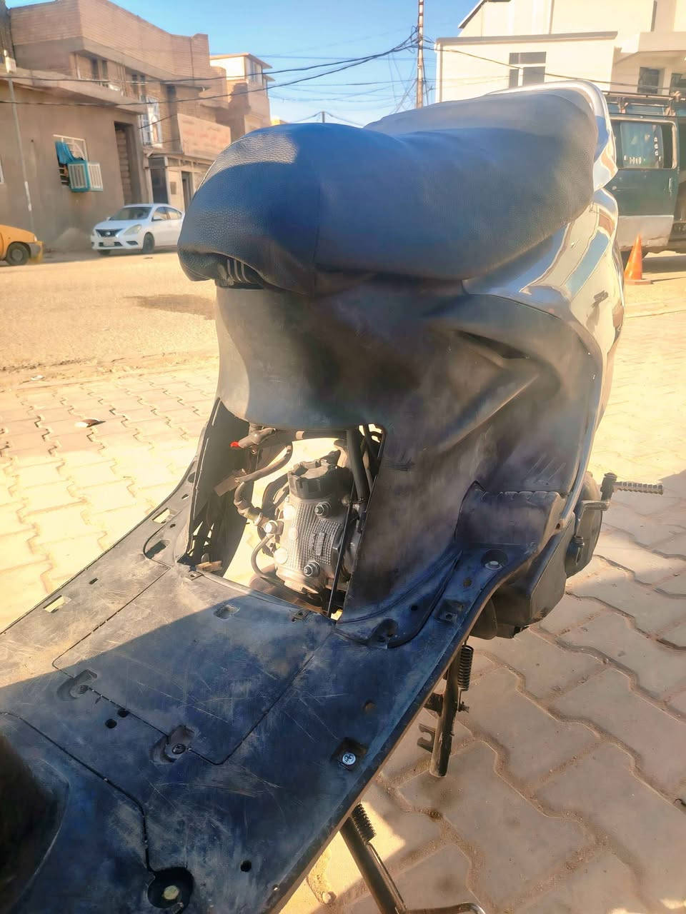دراجه فراشه فحل مامفتوحه كله شغاله سلف هندر كهربائية نضيفه سعره 500 وبيه مجال مكاني نجف كوفه رقمي *********** النجف, العراق
