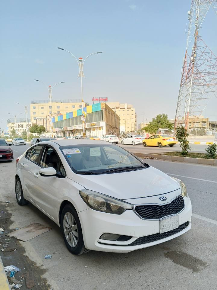 للبيع كيا سيراتو 2014 وارد خليجي مكفولة من الصبغ والتبديل السيارة جديدة استخدام شخصي محرك مامفتوح كير وحدادية وتخم تاير وتبريد كله جاهز مابيها نقص مكانها بالناصرية السعر 128 الشراي يتصل وبخدمته /
*********** ناصرية, ذي قار
