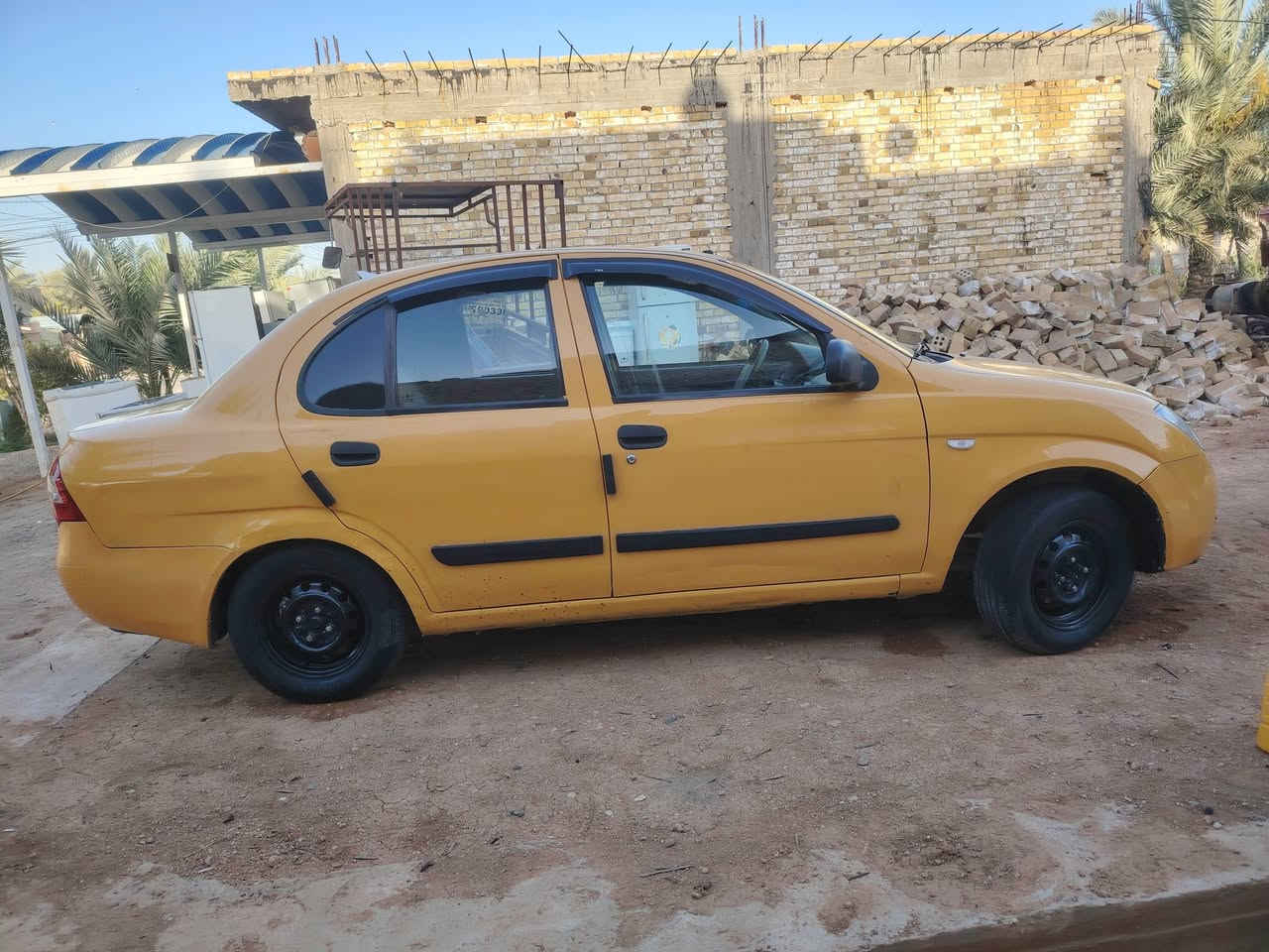 سلام عليكم طيبة للبيع موديل 2016 رقم كربلاء الماني سنوية لل27 مصفرة هيئة غرامات  سعرها 38 وبيها مجال مكاني كربلاء طويريج ***********
