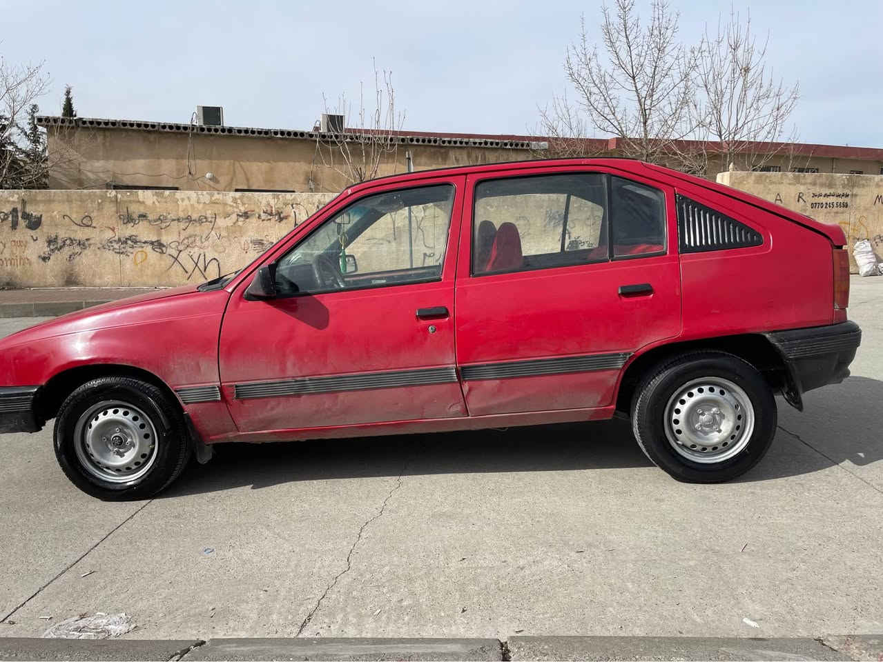 سڵاو ئۆپڵی کادێت دژە فیتەر بۆ فرۆشتن بێ دەعمو لێدراو مەکینەو گێڕی بەشەرت سەیارەکە زۆر مەزبوتە کارەبای هەموی مەزبوتە سەیارەکە سەنویە مەزبوتە نرخی ١٤ وەرەقەو مەعمەلەیەکی کەم بۆ زانیاری زیاتر ********************** السليمانية, العراق
