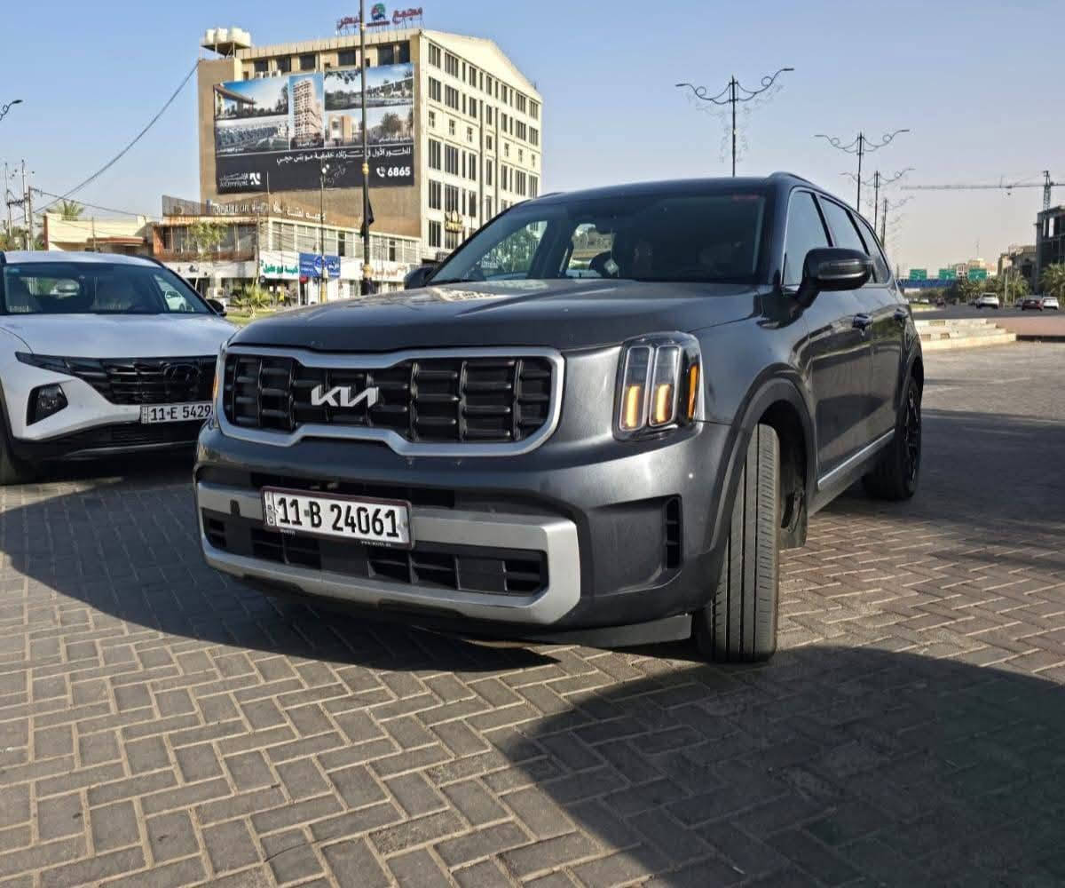 سلام عليكم..
كيا تيلورايد موديل ٢٠٢٣ رقمها بغداد ماشيه ٣٥ ميل حادثها قطعتين جاملغ امامي وخلفي مكانها كربلاء مواصفاتها شاشه بصمه ويل اسود داخل جلد ٣ قطع تبريد السعر ٢٣٥ وبيها مجال بسيط 
الرقم ***********
