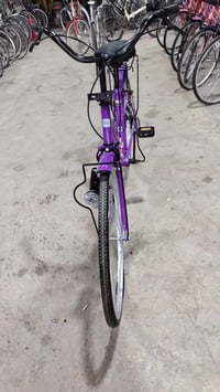 للبيع بايسكل موديل 2023 مقهول كفاله عامه من صبغ منشخر من اي شيء رقم 07...