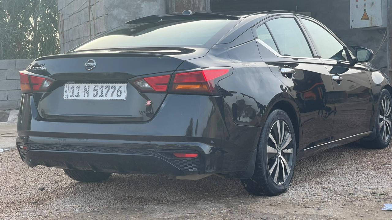 للبيع فقط
نيسان التيما 

موديل 2020

مواصفات S

ضررها 4 قطع بدون شاصي ولغد ضربتها صفح السائق

كفاله كير ومحرك 

عارضها 115 وبيها مجال

مكان الانبار الفلوجه 

اتصال او واتساب ***********
