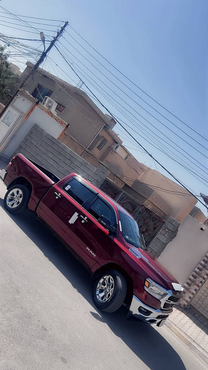 السلام عليكم 
DWG RAM 2023 
السياره حادثها كما موضح بل صوره 
بدون دواخل بدون ايرباكات 
فول مواصفات 1/1 

كشن كهرباء 
فورويل السياره 
عداد سرعه 
تحديد مسار 
حساسات 360 درجه 
تحكمات استيرن 
عداد دجتيل 
ماشيه 30 ميل 
شاشه كبيره 
كشن تدفئه 
استيرن تدفئه 
عليها منظومه غاز شادها على ايدي 
صفر جديده 
السعر ب 290 وبيها مجال للشراي 
لل استفسار ***********
رقم اربيل 
شرط التحويل
