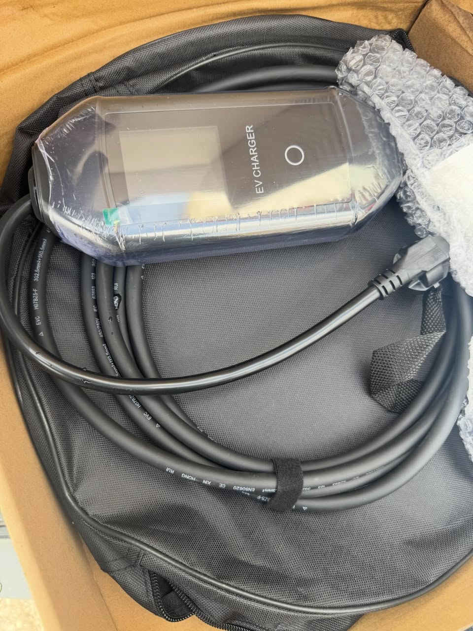 كيبل شحن جيب رنكلر 
‎متوفر حاليا في شركة موجاڤي
اربيل  شارع شقلاوە سناعە شیمالی جدید رقم ٧٤ 
*********** -***********
