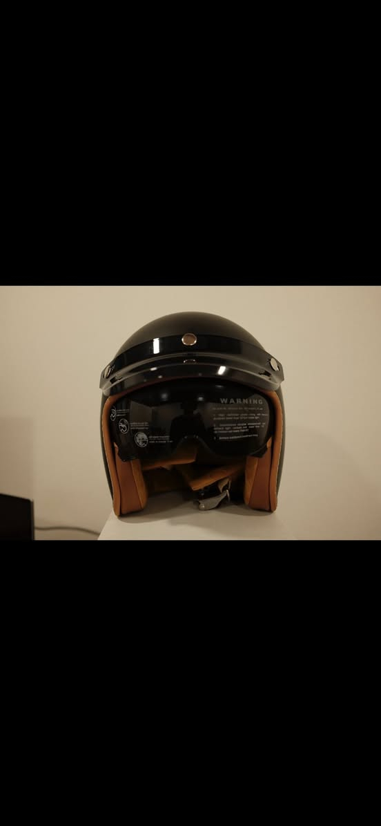 خوذة دراجات نارية DOT أصلية – موديل MT-5
خوذة أنيقة بلون أسود مطفي مع تشطيب جلدي فاخر DOT (FMVSS 218) , معمدة للحماية العالية

السعر: 150$
يوجد توصيل لجميع محافظات العراق
تواصل خاص / واتساب ***********
