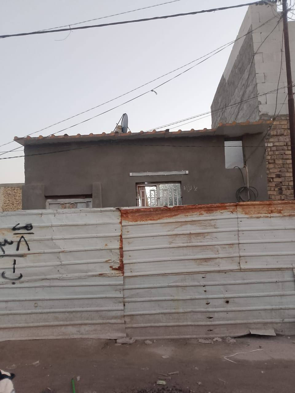 بيع بيت زراعي 50 متر نجف طريق ياحسين شارع الكدميه على شارع رقم الاستفسار***********عمود 130
