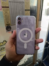 ايفون 11عادي ذاكرة 64 مبدل فقط بطارية 96%اصلية شحنة يخبل كامرات واضحة ...