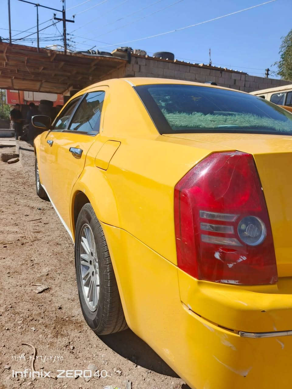 سلام عليكم اوباما البيع 10اصل 
رقم بغداد بسمي تحويل ثاني يوم 
تخم تاير باتري جديد سيارة جهازه كبل الشارع السعر 125 وبيه مجال الشراي *********** رقم صاحب السيارة
