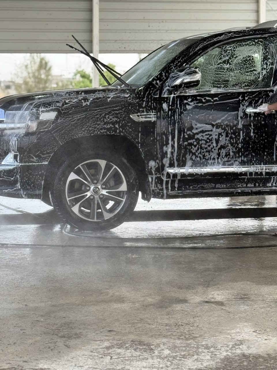 السلام عليكم
لاندكروز  كلين للبيع موديل 2020 فول 1/1 
شركه جيهان 
محرك 8
العنوان صلاح الدين 
للستفسار 
***********
