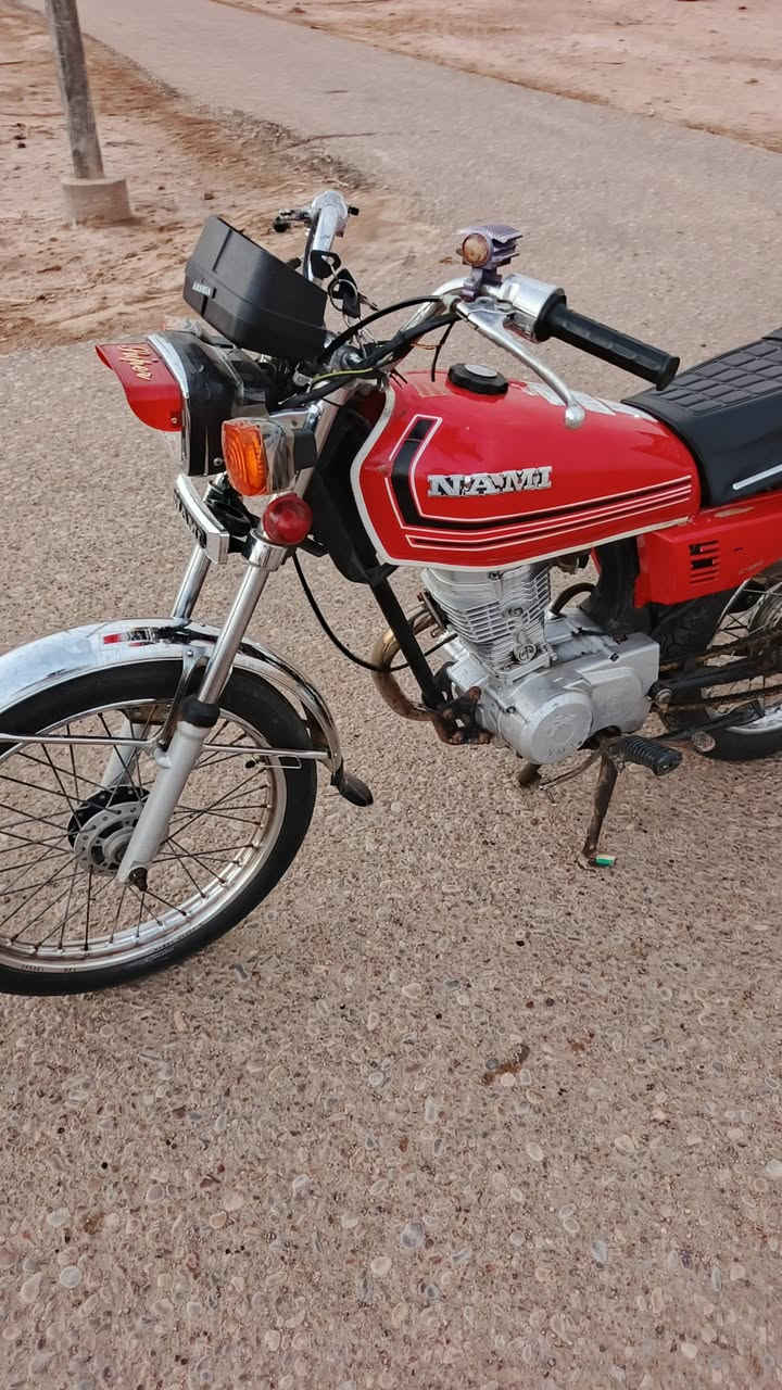 دراجه نضيفه بدون اوراق السعر 550وبيها مجال


**إذا كنت صاحب هذا الإعلان وتريد حذفه لأي سبب، رجاءا أرسل رسالة إلى الدعم الفني**
