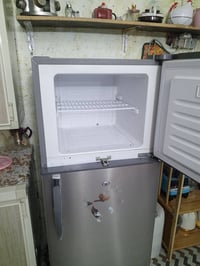 ثلاجه نضيفه كلش للبيع 07727890284