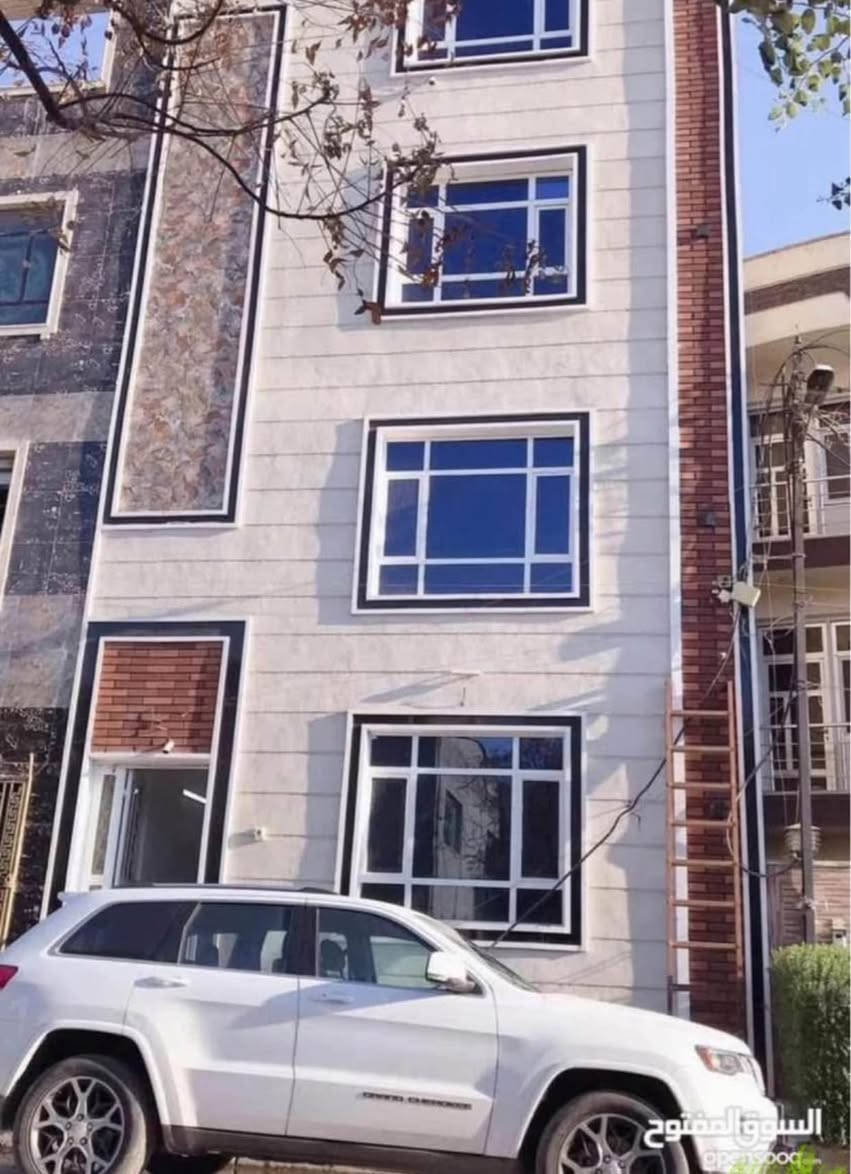 شقة طابق ارضي للايجار
الموقع الكرادة ساحة الاندلس خلف مستشفى الشيخ زايد مباشرة .. بالقرب من الجوازات العامة و كلية الاسراء ومستشفى ابن الهيثم…
تتكون من غرفتين مساحة كل غرفة ٥ في ٤ متر بالاضافة الى حمام و صالة مع مطبخ ستوديو
تحتوي خط مولد و خط انترنت 
للاستفسار الاتصال على الرقم *********** متوفر واتساب بغداد, العراق
